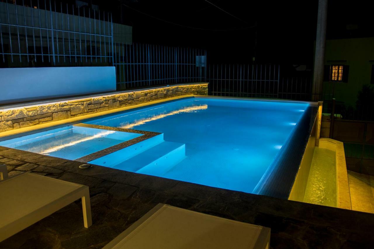 The Hill House Villa 카토다라초 외부 사진